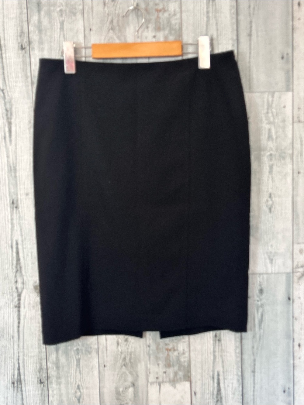 JACOB Black Straight Midi Skirt 9/10 Made in Canada Quiet Luxury Office Chic